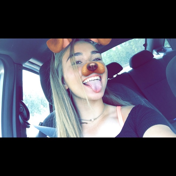 allihumphries_